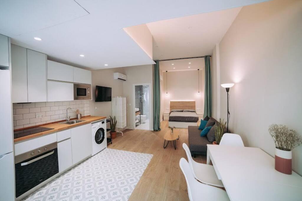 Estelles Apartment Close To Beach Valensiya Dış mekan fotoğraf